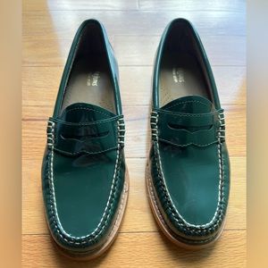 G.H. Bass WEEJUNS Hunter Green PATENT Leather PENNY LOAFERS womens Size 7